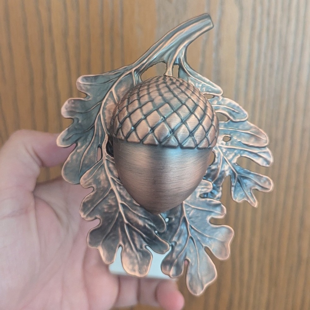Bath & Body Works Wallflowers Acorn Oak Leaf Plug In Diffuser Bronze Fall Decor - Picture 7 of 10